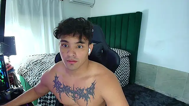 Snapshot of man_dur07 chatting on February 1, 2026, 10:41 pm man dur07 online show from February 1, 2026, 10:41 pm