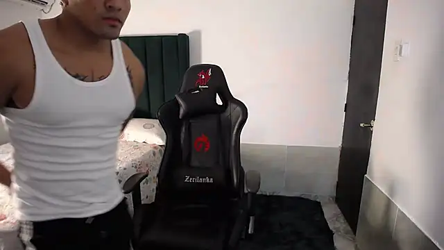 man dur07 online show from October 11, 2025, 7:37 pm