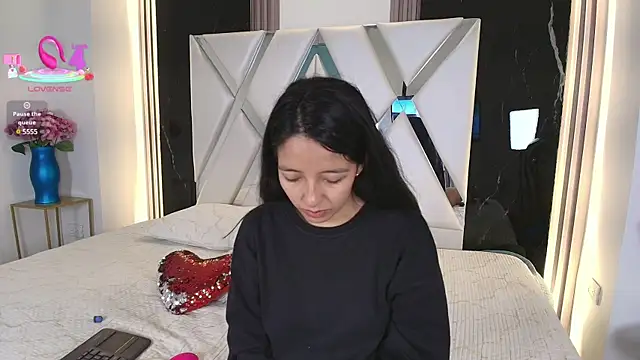 Valery wang online show from March 14, 2025, 12:07 pm