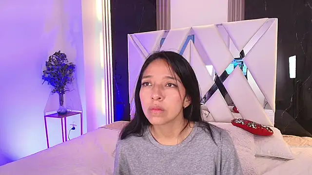 Valery wang online show from March 20, 2025, 12:00 pm