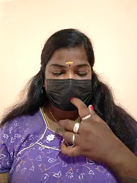 Snapshot of sulekha-mallu chatting on September 20, 2025, 1:10 am sulekha-mallu online show from September 20, 2025, 1:10 am