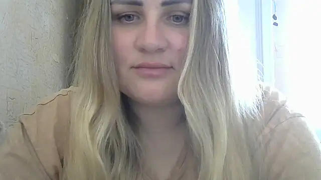 Snapshot of Honeydew-Waves chatting on May 14, 2026, 10:01 am Honeydew-Waves online show from May 14, 2026, 10:01 am