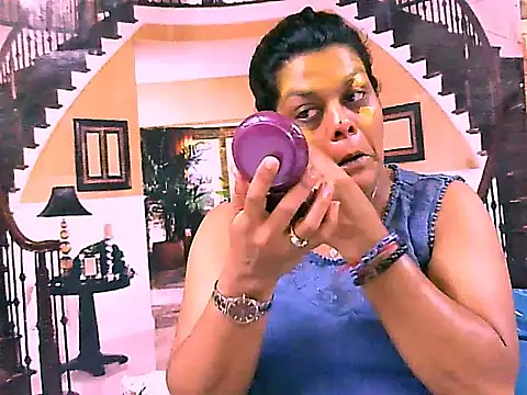 Snapshot of indianCherryPie chatting on September 10, 2025, 5:28 am indianCherryPie online show from September 10, 2025, 5:28 am
