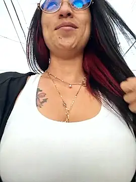 Snapshot of VALERY-03_ chatting on January 9, 2026, 12:12 pm VALERY-03 online show from January 9, 2026, 12:12 pm