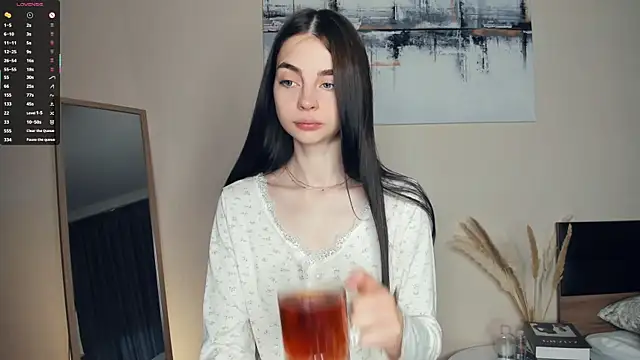 MaryJacksoon online show from May 31, 2026, 7:36 am