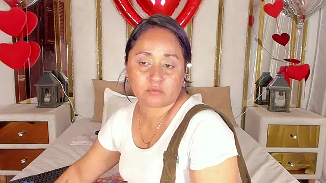 Snapshot of MicaelaHot_ chatting on February 25, 2025, 2:36 am MicaelaHot online show from February 25, 2025, 2:36 am