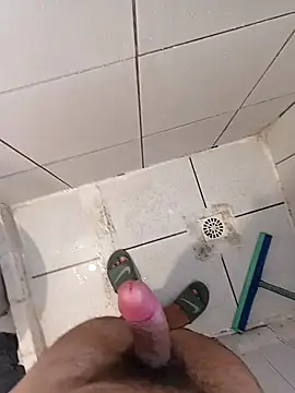 Snapshot of 1995eduardo chatting on November 29, 2025, 9:31 am 1995eduardo online show from November 29, 2025, 9:31 am