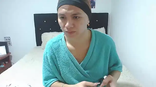 giuliana andrade online show from October 25, 2025, 12:21 am