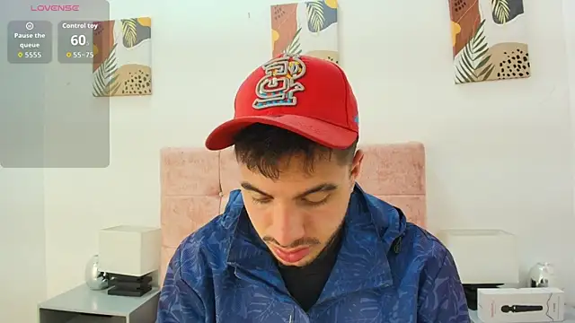 Snapshot of Amadeo_Wild chatting on September 29, 2025, 2:55 pm Amadeo Wild online show from September 29, 2025, 2:55 pm