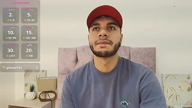 Amadeo Wild online show from November 3, 2025, 12:38 am