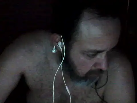 Leocesar37 online show from October 17, 2025, 3:58 pm