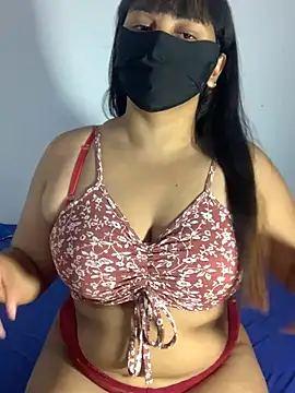 Jeroliee viyana online show from June 21, 2026, 7:41 pm
