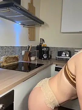 lola tentatiion online show from March 4, 2026, 8:16 pm