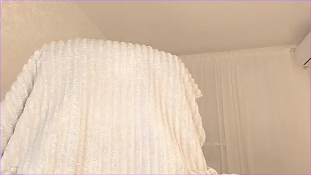 Snapshot of cherry_misaki chatting on March 9, 2025, 5:39 pm cherry misaki online show from March 9, 2025, 5:39 pm