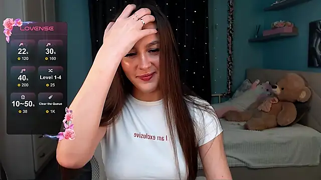 Snapshot of Doll_Jasmine_ chatting on October 26, 2025, 3:45 pm Doll Jasmine online show from October 26, 2025, 3:45 pm