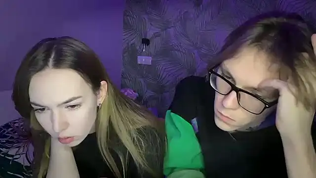 Snapshot of Alex17am chatting on December 2, 2025, 12:22 am Alex17am online show from December 2, 2025, 12:22 am