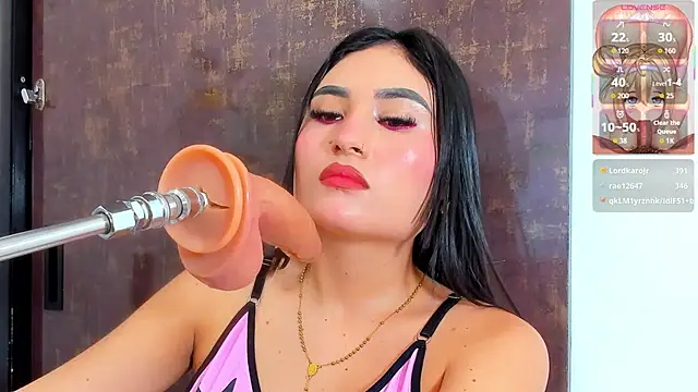 dazhia lee online show from November 8, 2025, 8:01 pm