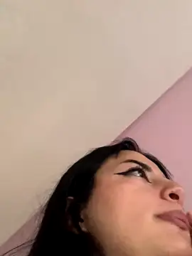 Lilith pinkk online show from December 3, 2024, 7:06 pm