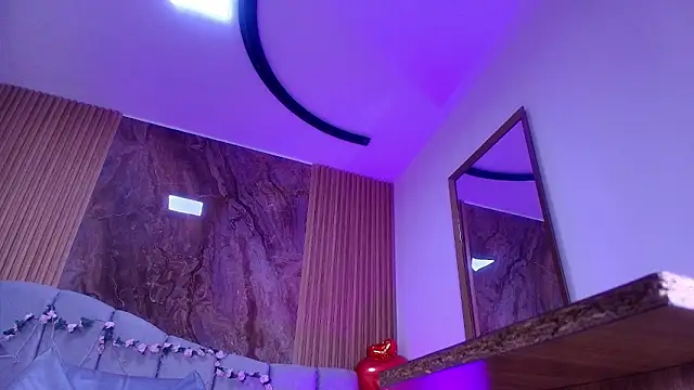 luce williams online show from April 18, 2026, 7:58 pm