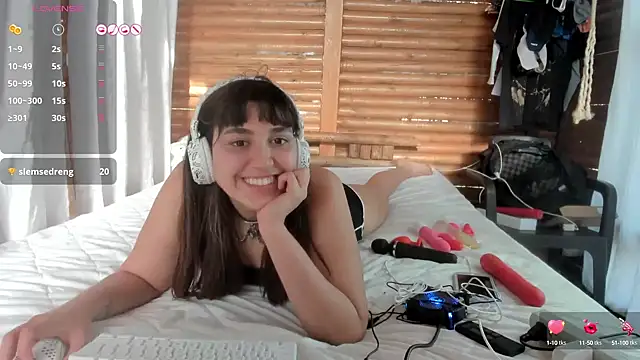 soysara15 online show from February 2, 2025, 9:34 pm