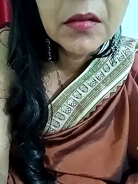 Snapshot of Saroj-Shah chatting on February 3, 2026, 6:46 pm Saroj-Shah online show from February 3, 2026, 6:46 pm