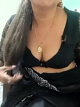 Snapshot of Saroj-Shah chatting on January 17, 2026, 7:17 pm Saroj-Shah online show from January 17, 2026, 7:17 pm