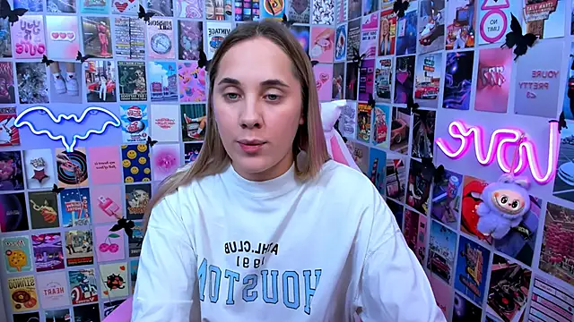 MiaMilas online show from October 24, 2025, 5:34 pm