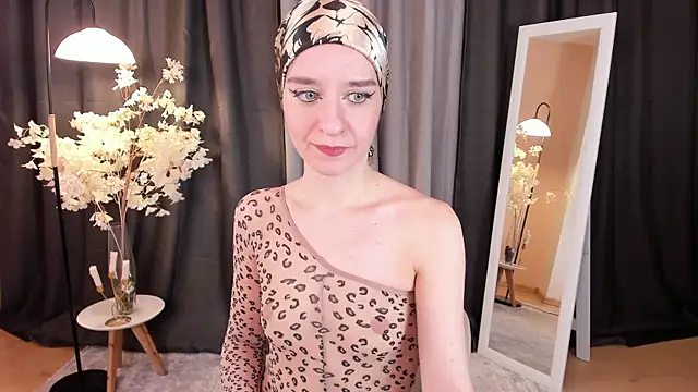Snapshot of helentasty chatting on March 5, 2025, 2:57 am helentasty online show from March 5, 2025, 2:57 am