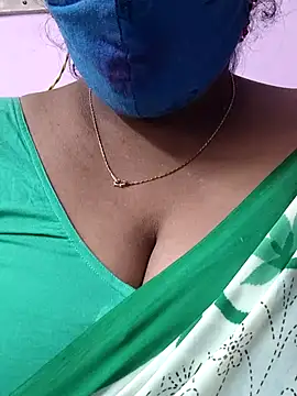 Snapshot of mallu-sumi chatting on November 27, 2025, 11:10 am mallu-sumi online show from November 27, 2025, 11:10 am