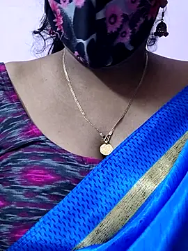 Snapshot of mallu-sumi chatting on April 23, 2026, 6:20 pm mallu-sumi online show from April 23, 2026, 6:20 pm
