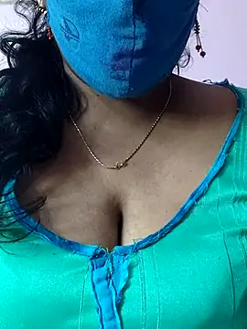 Snapshot of mallu-sumi chatting on November 21, 2025, 3:27 am mallu-sumi online show from November 21, 2025, 3:27 am