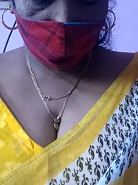 Snapshot of mallu-sumi chatting on October 25, 2025, 5:39 am mallu-sumi online show from October 25, 2025, 5:39 am