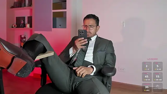 Snapshot of pablo-rincon95 chatting on November 13, 2025, 2:54 pm pablo-rincon95 online show from November 13, 2025, 2:54 pm