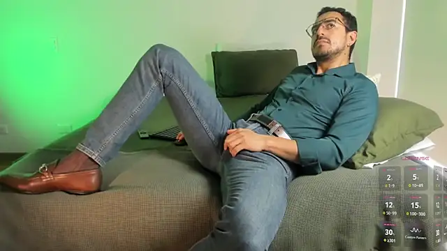 pablo-rincon95 online show from February 10, 2026, 2:05 pm