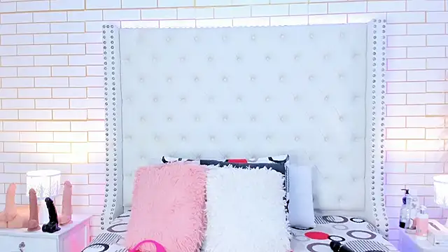 Snapshot of Krystal_cambell1 chatting on February 24, 2026, 7:59 pm Krystal cambell1 online show from February 24, 2026, 7:59 pm