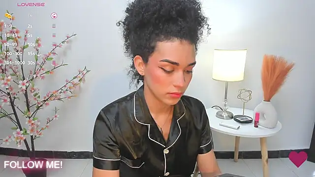 Snapshot of yess__daddy1 chatting on January 14, 2026, 5:38 pm yess daddy1 online show from January 14, 2026, 5:38 pm