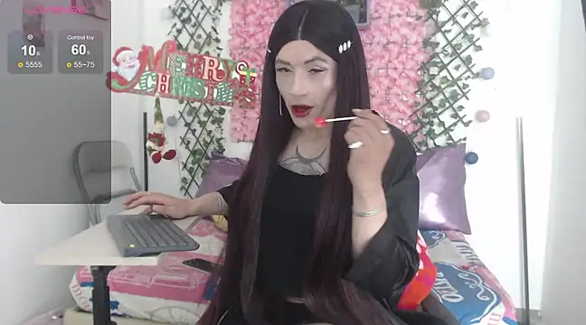 Snapshot of MEGANNIXX chatting on December 27, 2024, 9:28 am MEGANNIXX online show from December 27, 2024, 9:28 am