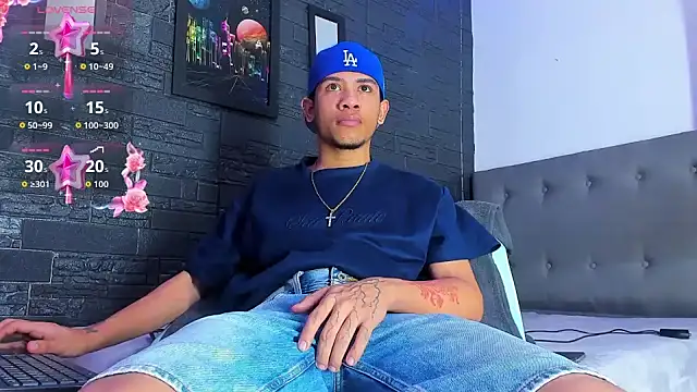 Romancartier 1 online show from October 30, 2025, 6:01 am