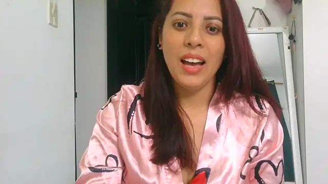 Snapshot of Anne_kis chatting on October 15, 2025, 6:38 pm Anne kis online show from October 15, 2025, 6:38 pm