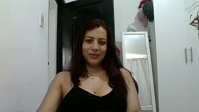 Snapshot of Anne_kis chatting on January 29, 2025, 5:45 pm Anne kis online show from January 29, 2025, 5:45 pm