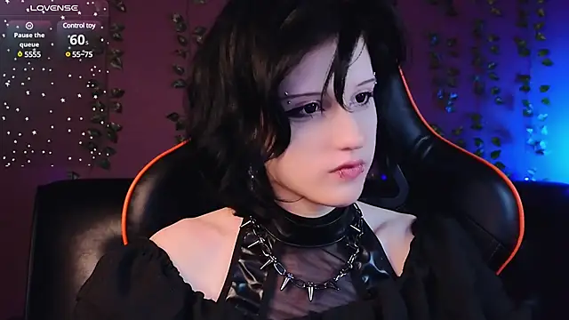 Snapshot of dark_vamp_ chatting on January 19, 2025, 12:28 am dark vamp online show from January 19, 2025, 12:28 am