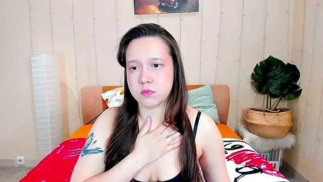 Snapshot of Mira_Karter chatting on June 11, 2026, 3:47 am Mira Karter online show from June 11, 2026, 3:47 am