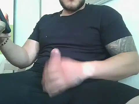 Snapshot of vergon6241 chatting on May 12, 2026, 10:21 am vergon6241 online show from May 12, 2026, 10:21 am