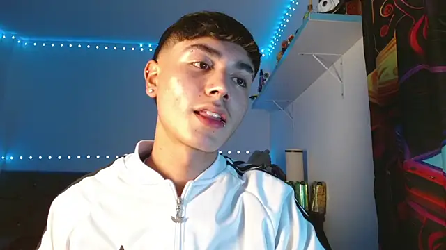 Snapshot of Im_juanda chatting on December 7, 2024, 12:03 am Im juanda online show from December 7, 2024, 12:03 am