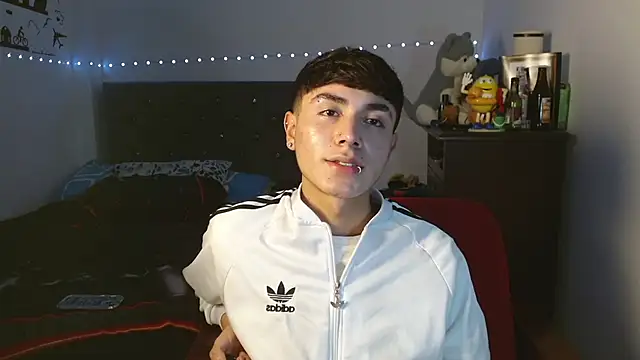 Snapshot of Im_juanda chatting on December 14, 2024, 11:23 pm Im juanda online show from December 14, 2024, 11:23 pm