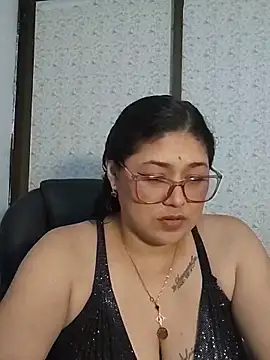 meikochoe online show from April 15, 2026, 4:00 pm