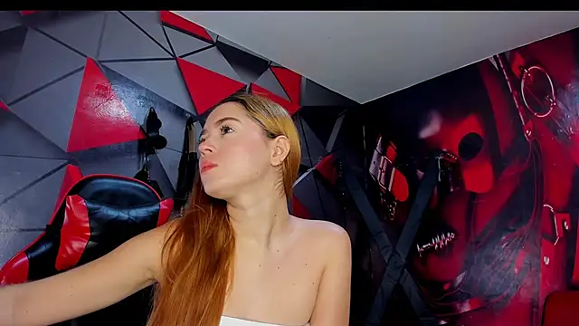 Snapshot of Hana_and_Zeta chatting on February 3, 2026, 12:21 pm Hana and Zeta online show from February 3, 2026, 12:21 pm