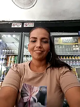 mariana mauricio hot online show from October 5, 2025, 8:21 pm