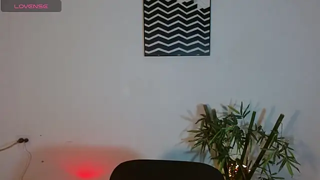 KamilaParrisx online show from March 27, 2026, 2:53 am