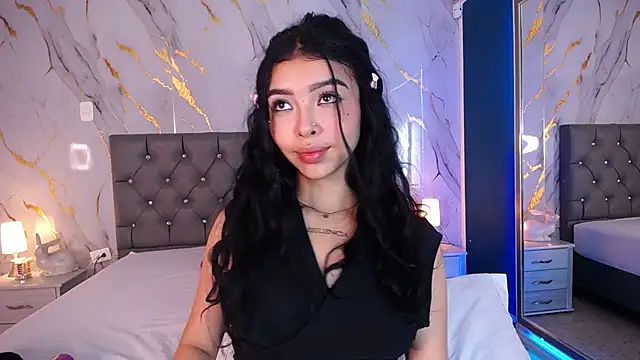 Snapshot of pettit_courtny chatting on March 12, 2025, 1:58 am pettit courtny online show from March 12, 2025, 1:58 am